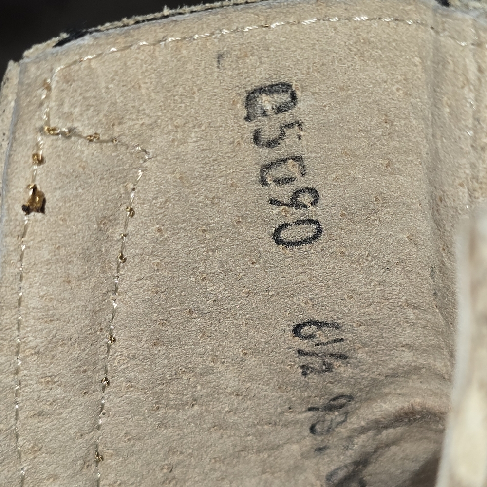 Gorgeous Womens Circle‎ G Distressed Leather fringe Boots 6.5 - Picture 8 of 9